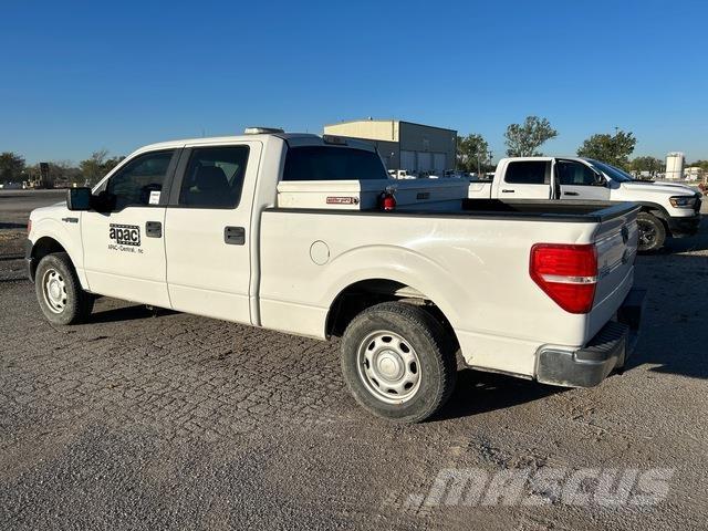 Ford F-150 Pick up de caixa aberta