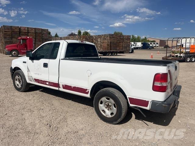 Ford F-150 Pick up de caixa aberta