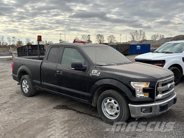 Ford F-150 Pick up de caixa aberta