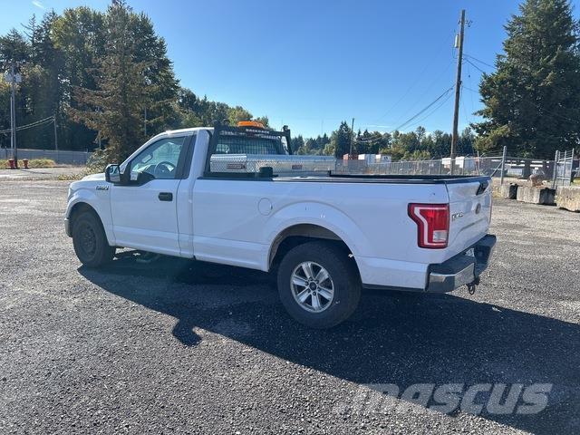 Ford F-150 Pick up de caixa aberta