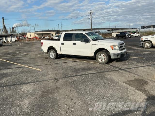 Ford F-150 Pick up de caixa aberta