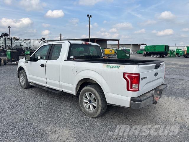 Ford F-150 Pick up de caixa aberta