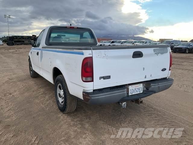 Ford F-150 XL Outros