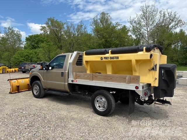 Ford F-250 Lâminas de neve e arados