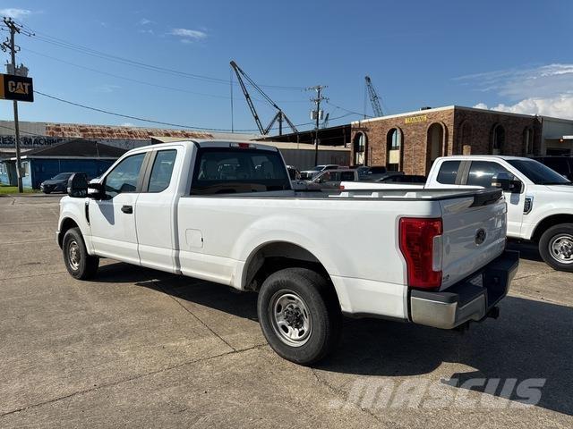 Ford F-250 Outros