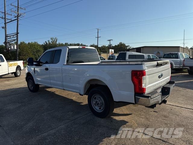 Ford F-250 Outros