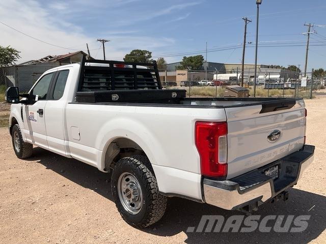 Ford F-250 Pick up de caixa aberta