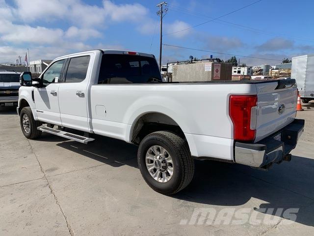 Ford F-250 Pick up de caixa aberta