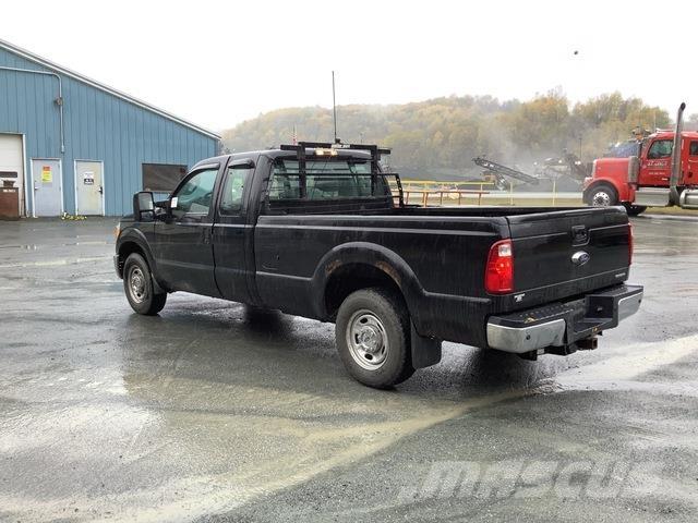 Ford F-250 Pick up de caixa aberta