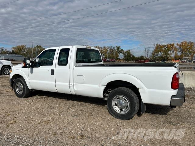 Ford F-250 Pick up de caixa aberta