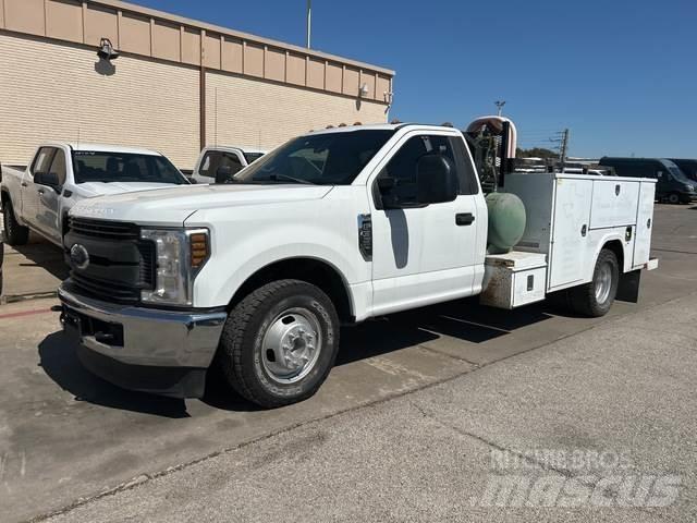 Ford F-350 Pick up de caixa aberta