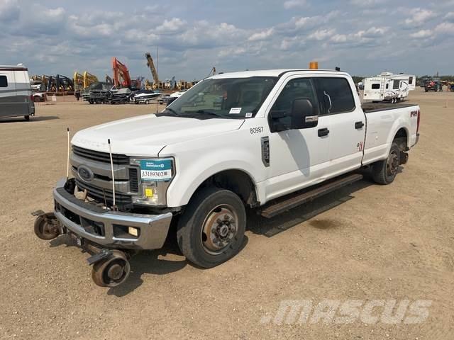 Ford F-350 Outros
