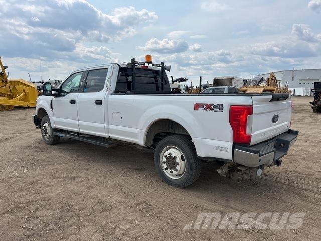 Ford F-350 Pick up de caixa aberta