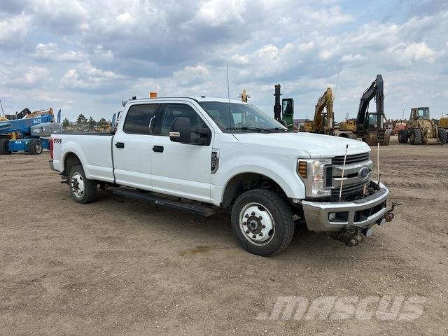 Ford F-350 Pick up de caixa aberta