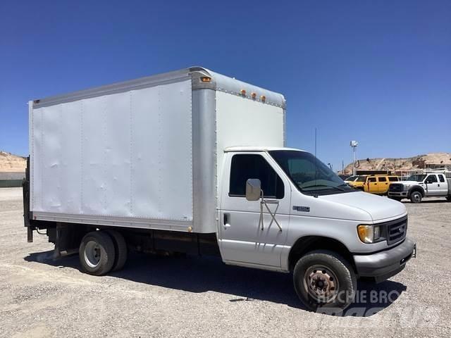 Ford F-350 Camiões de caixa fechada
