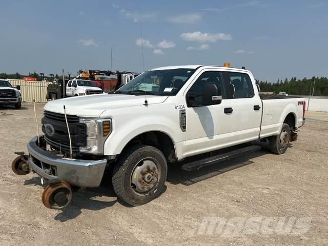 Ford F-350 Outros