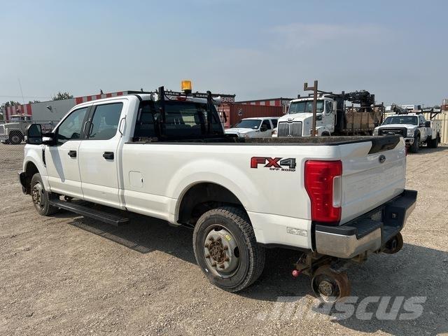 Ford F-350 Pick up de caixa aberta