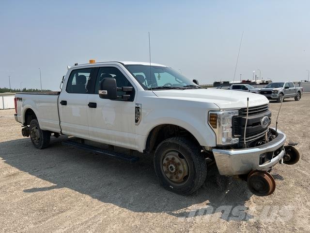 Ford F-350 Pick up de caixa aberta