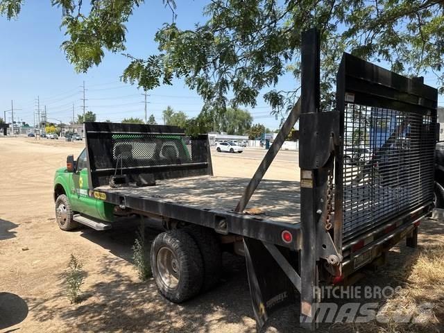 Ford F-350 Camiões estrado/caixa aberta