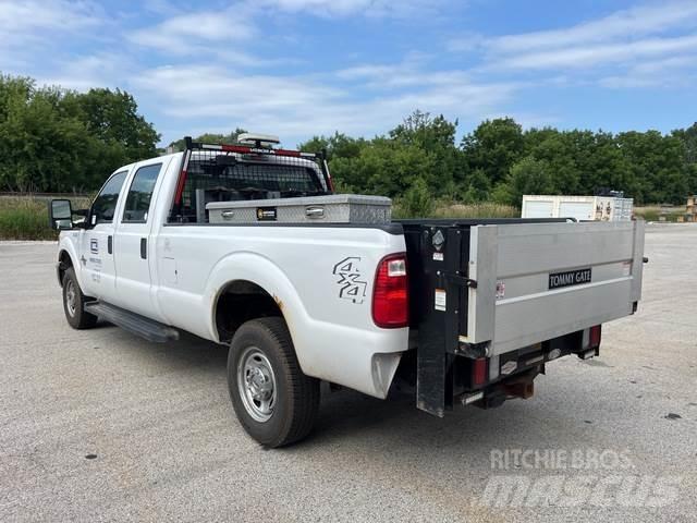 Ford F-350 Outros