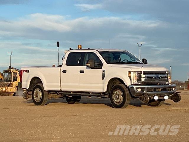 Ford F-350 Pick up de caixa aberta