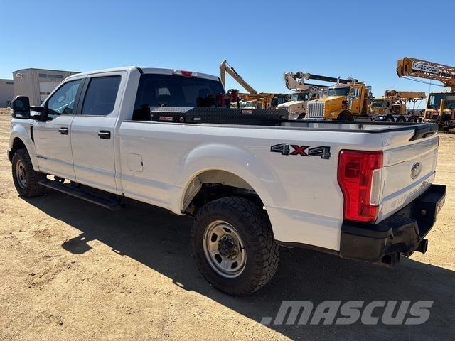 Ford F-350 Pick up de caixa aberta