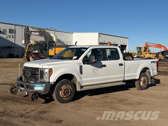 Ford F-350 Pick up de caixa aberta