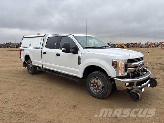 Ford F-350 XL Pick up de caixa aberta