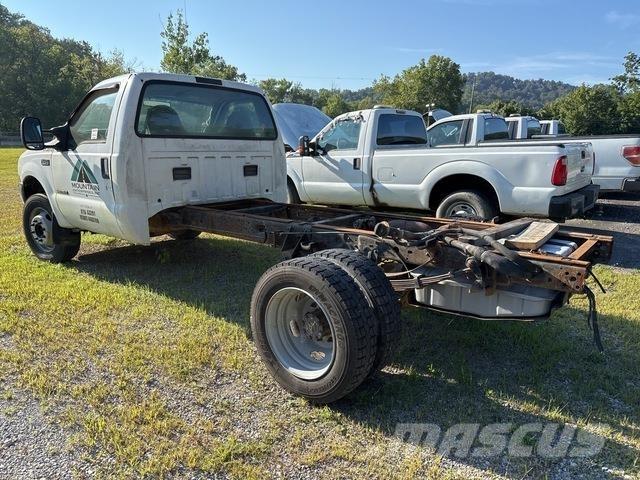 Ford F-450 Cabines e interior