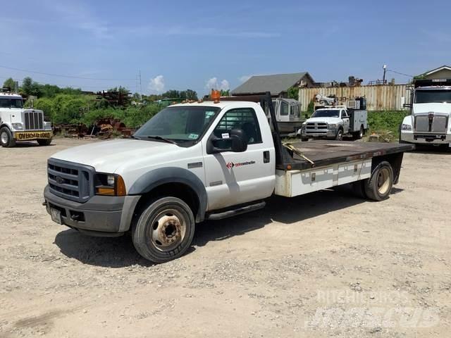 Ford F-550 Camiões estrado/caixa aberta
