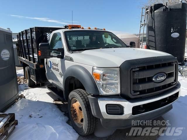 Ford F-550 Camiões estrado/caixa aberta