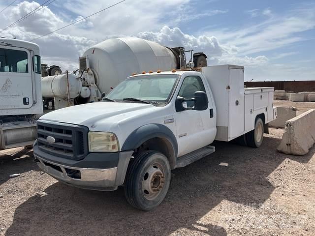 Ford F-550 Pick up de caixa aberta