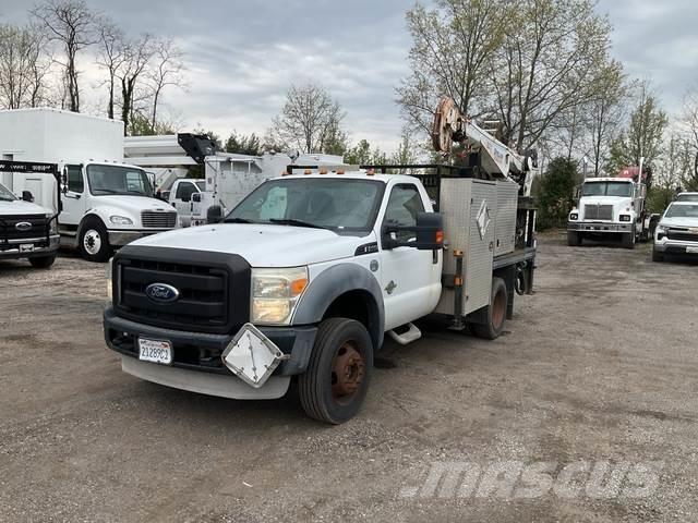 Ford F-550 Camiões estrado/caixa aberta