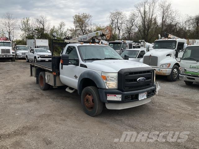 Ford F-550 Camiões estrado/caixa aberta