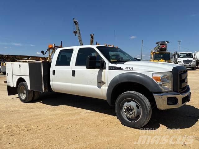 Ford F-550 Pick up de caixa aberta