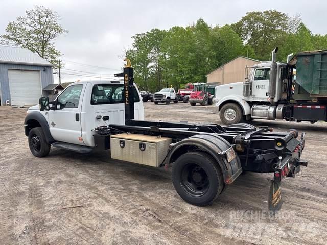 Ford F-550 Camiões Ampliroll