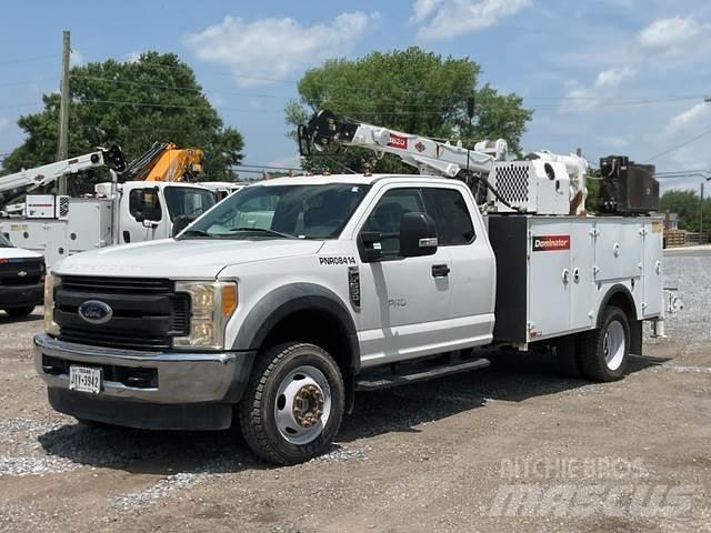 Ford F-550 Camiões Municipais / Uso Geral