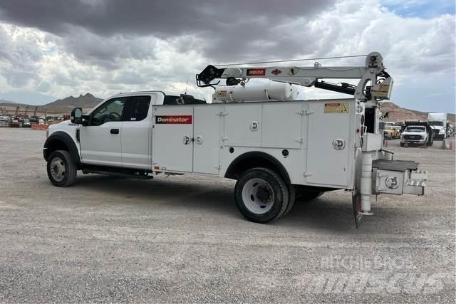Ford F-550 Camiões Municipais / Uso Geral