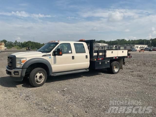 Ford F-550 Camiões estrado/caixa aberta