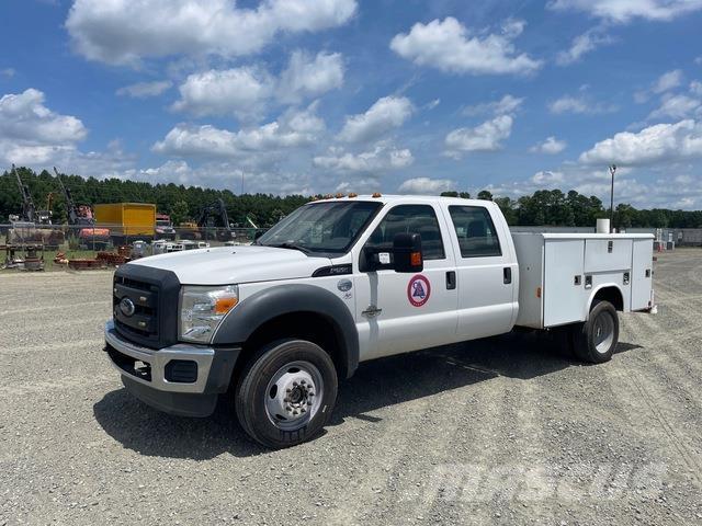 Ford F-550 Pick up de caixa aberta