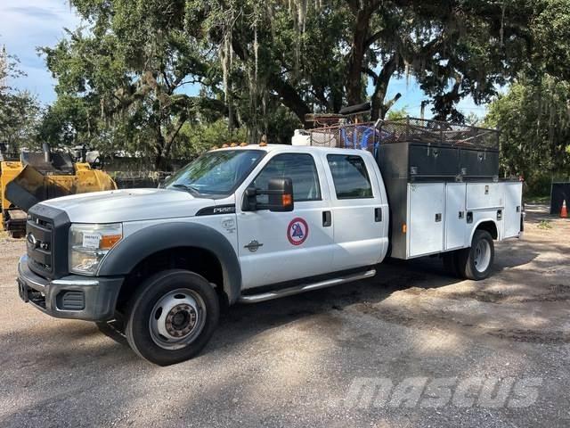 Ford F-550 Pick up de caixa aberta