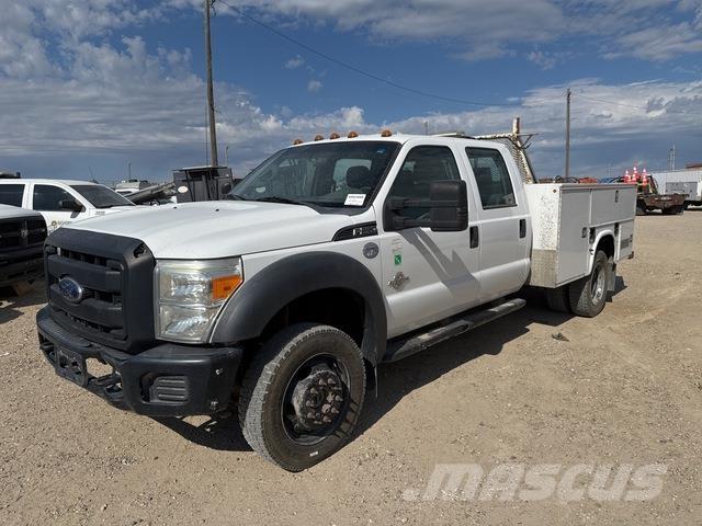 Ford F-550 Pick up de caixa aberta