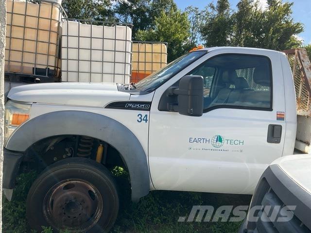 Ford F-550 Camiões estrado/caixa aberta