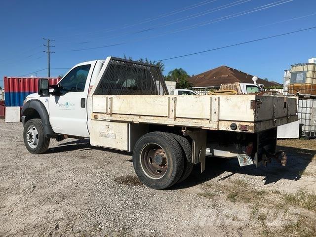Ford F-550 Camiões estrado/caixa aberta