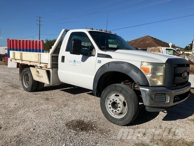 Ford F-550 Camiões estrado/caixa aberta