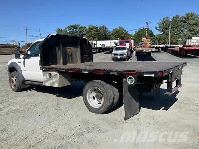 Ford F-550 Camiões estrado/caixa aberta