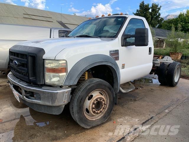 Ford F-550 Cabines e interior