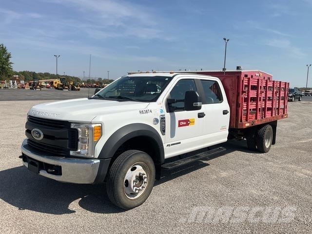 Ford F-550 Camiões estrado/caixa aberta