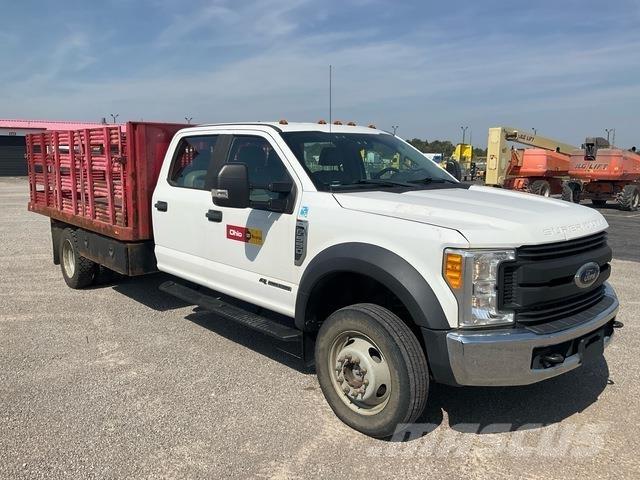 Ford F-550 Camiões estrado/caixa aberta