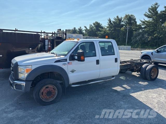 Ford F-550 Cabines e interior